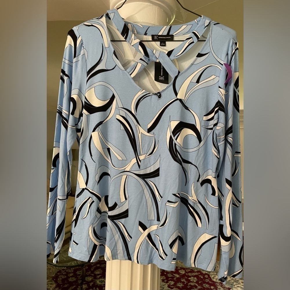 INC International Concepts women’s long sleeve blue black and white shirt large